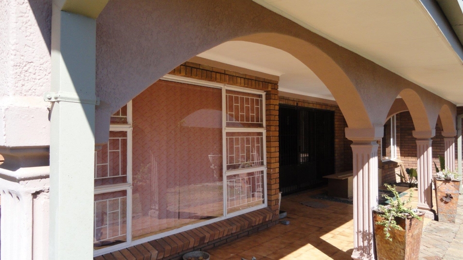 4 Bedroom Property for Sale in Potchefstroom North West